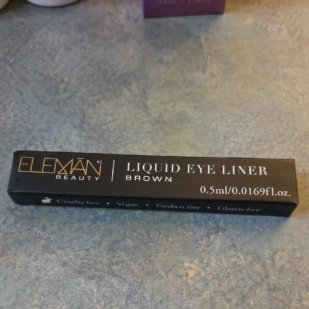 Brown Liquid Eyeliner